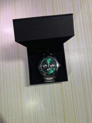 Reloj Skyline Verde y Plateado