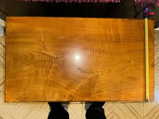 Mesa auxiliar madera maciza artesanal