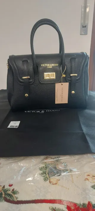 Borsa a tracolla Victor & Hugo nera