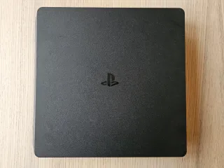 PS4 Slim 1TB + 2 Mandos Originales