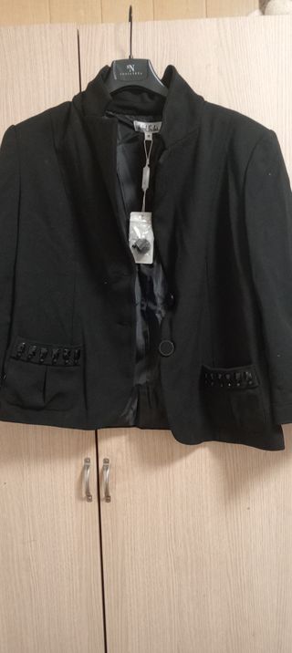 Chaqueta negra mujer