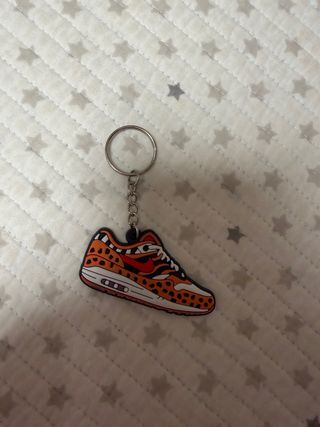 Calcetines Nike y Llavero Zapatilla Nuevo de nike