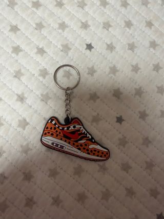 Calcetines Nike y Llavero Zapatilla Nuevo de nike