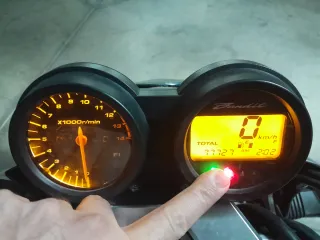 Suzuki Bandit GSF650 2007 limitada A2