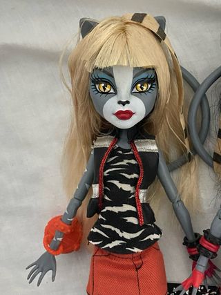 Muneca monster high meowlody y pursephone