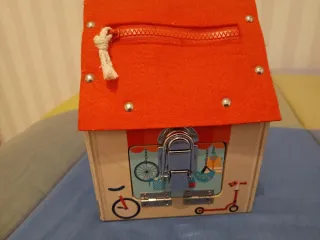 Casa de madera para niños