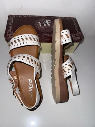 Sandalias de cuña mujer blancas y marrones