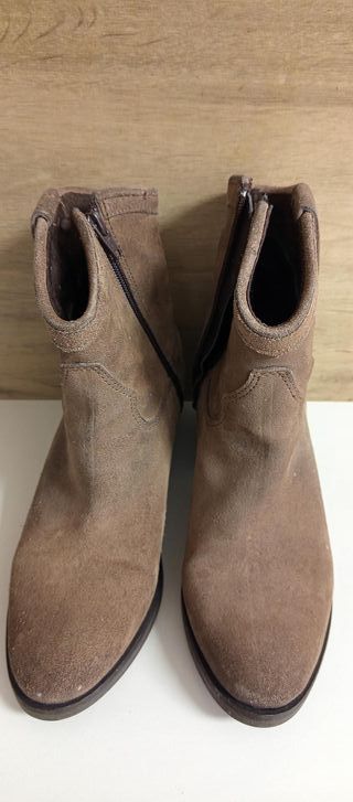 Botines Cowboy Zara Ante Marrón Talla 37