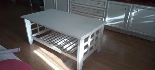 Mesa de centro blanca de madera