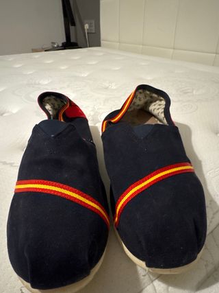 Zapatillas Valecuatro España Azul y Rojo,1 uso