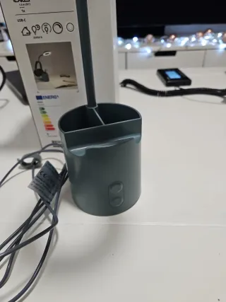 Lámpara de escritorio IKEA BRUNBÅGE