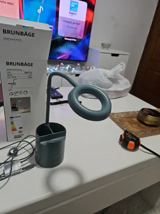 Lámpara de escritorio IKEA BRUNBÅGE