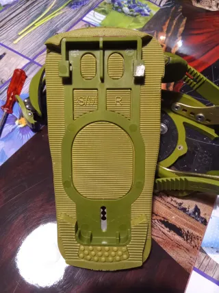 Snowboard con attacchi