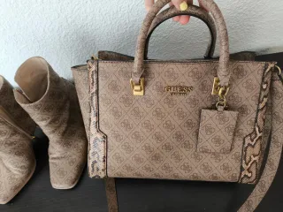 Bolso y botines Guess Talla 36
