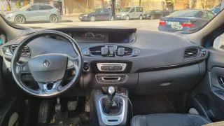 Renault Grand Scenic 2016