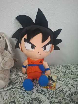 Lote Peluches: Spiderman, Minion, Goku, Angry Bird