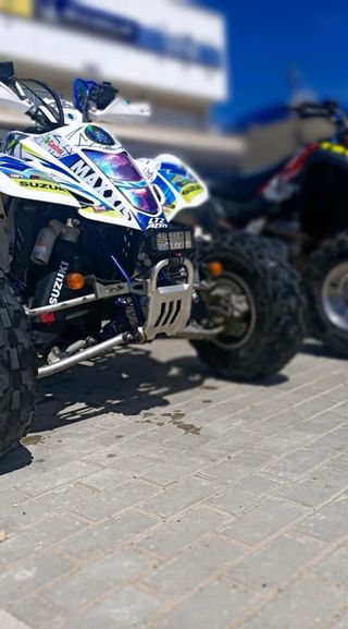 Quad Suzuki LTZ