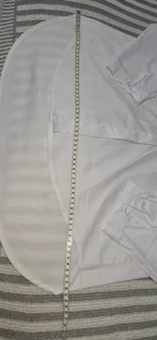 Camisa blanca Letiz botones ocultos