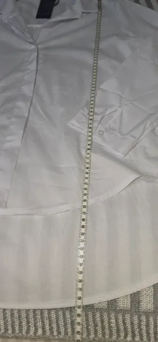 Camisa blanca Letiz botones ocultos