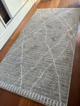 Juego de 2 alfombras grises con diseño