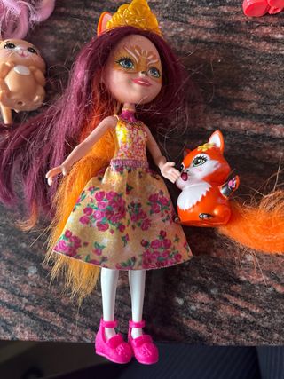 Pack Muñeca Enchantimals y castillo