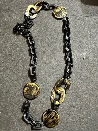Collana etnica con maglie e dischi oro nero