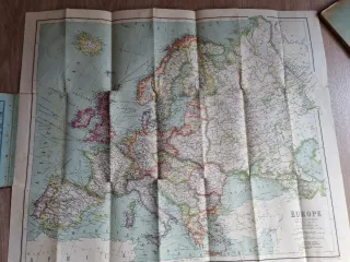 8 mapas-libro antiguos. Philip's Autèntic Imperial