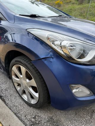 Hyundai Elantra 2012