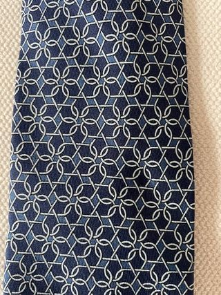 Corbata Hermes Seda Azul y Blanco