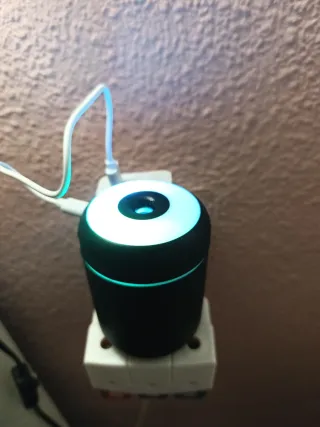 Mini Humidificador Negro y Blanco