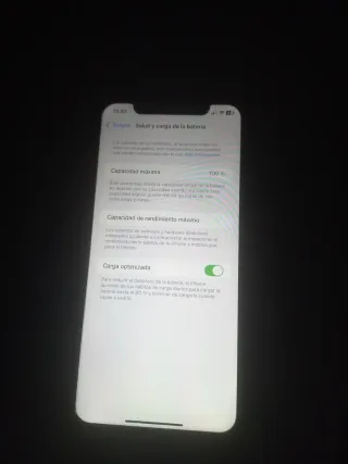 iPhone 11 128 GB Blanco se entrega con cargador