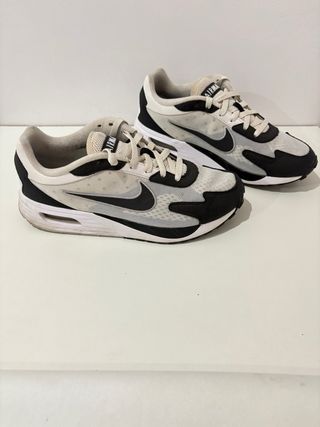 Zapatillas Nike Air Max Blancas y Negras