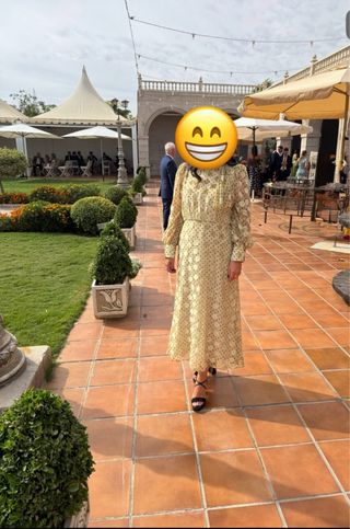 Vestido dorado y verde con lunares