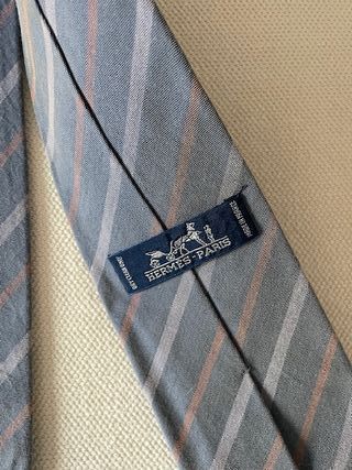 Corbata Hermes Seda 55% y Algodón 45% Rayas