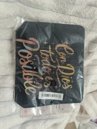 Neceser y pegatinas para Biblia