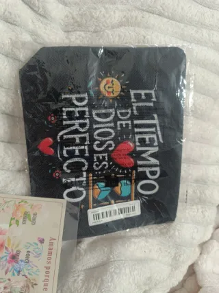 Neceser y pestañas para Biblia