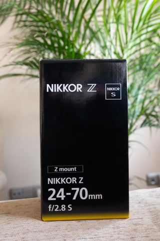 Nikkor Z 24-70mm f/2.8 S - Como nuevo