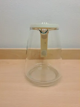 Brocca / Caraffa in vetro con manico e coperchio