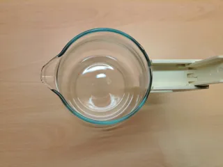 Brocca / Caraffa in vetro con manico e coperchio