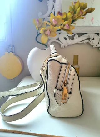 Mochila FURLA de piel