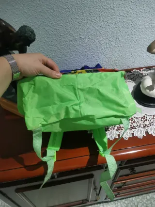 Mochila vintage 1990 verde y morada