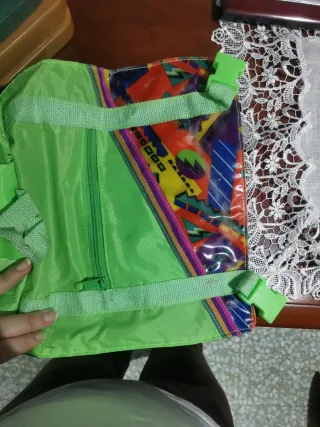 Mochila vintage 1990 verde y morada