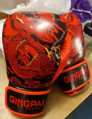 Guantes de Boxeo GINGPAI Dragón Rojo