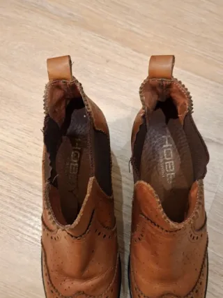 Botines piel color camel talla 37