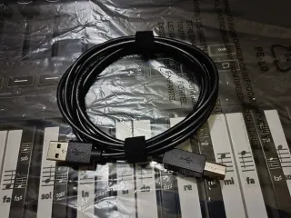 Controlador MIDI Novation Launchkey 49 Teclas