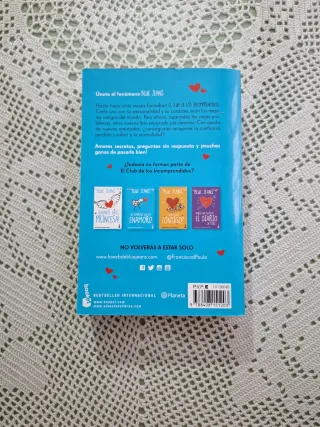 No sonrías que me enamoro