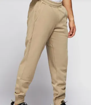 Pantalón chándal Puma beige hombre