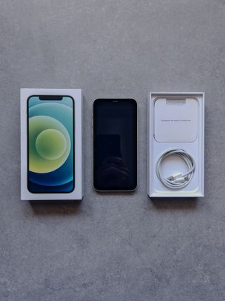 iPhone 12 Verde – 128GB | Accessori Inclusi