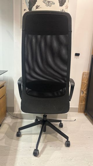 Sillón de oficina transpirable negro