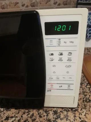 Microondas Samsung GE731K